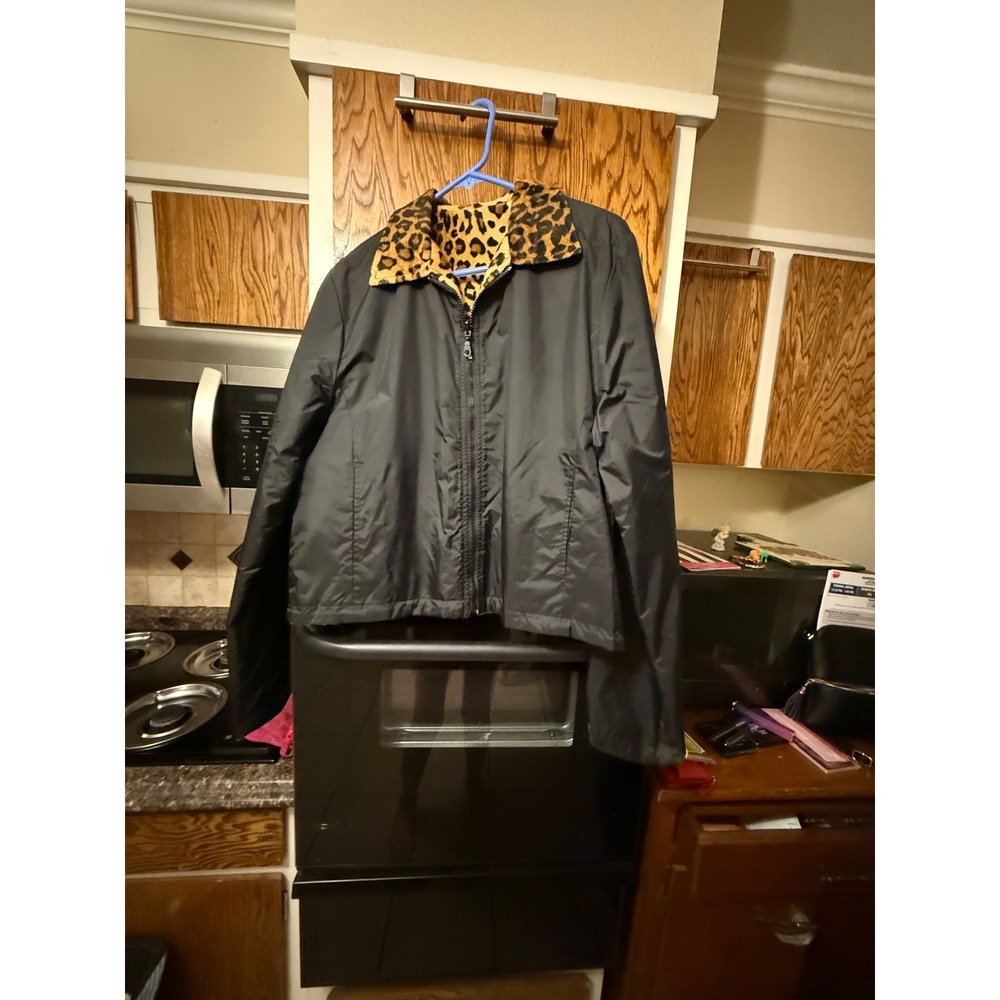 Rainforest Cafe Womens Black Nylon Jacket Leopard Faux Fur LiningSouvenir Zip Up